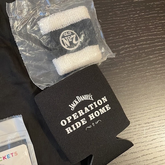 New Jack daniels bundle - Picture 4 of 6